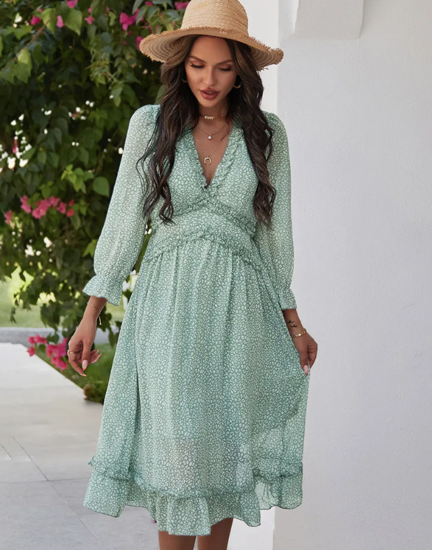 Boho Style Sommerkleid Noelani mit Rüschen Wadenlang in Hellgrün