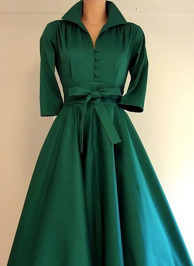 Elegantes A Linie Satin Kleid in Dunkelgrün