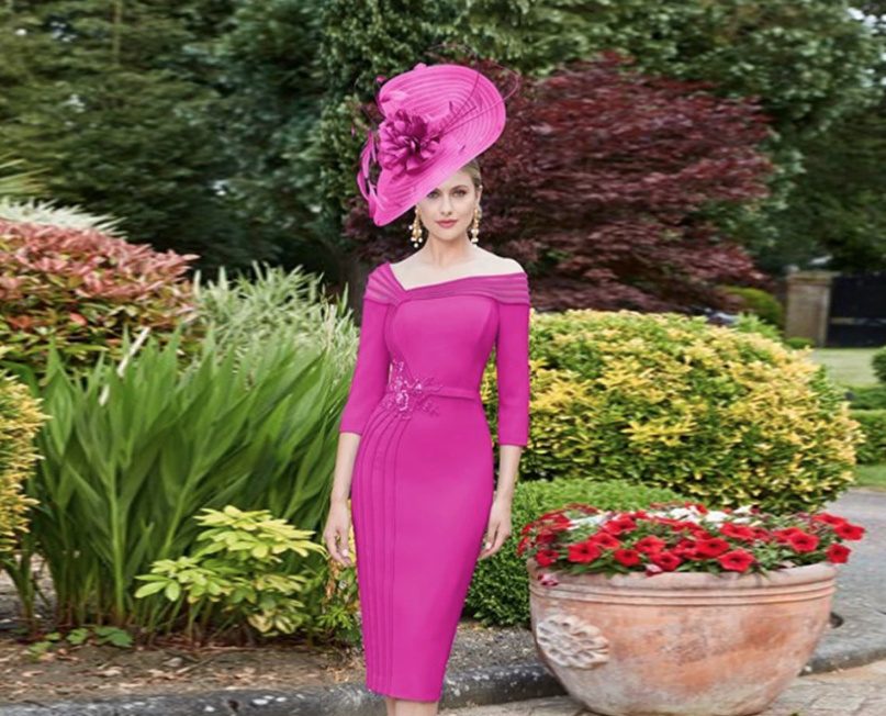 Langarm Bleistift Cocktailkleid Beate Wadenlang in Pink mit Applikationen