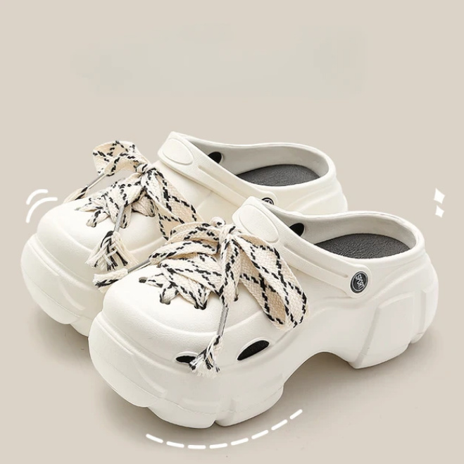 Plateau Damen Cartoon Clogs Chandra in Weiß