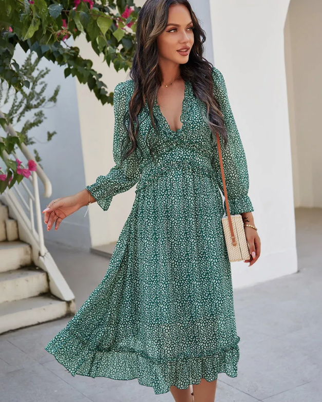 Boho Style Sommerkleid Noelani mit Rüschen Wadenlang in Dunkelgrün