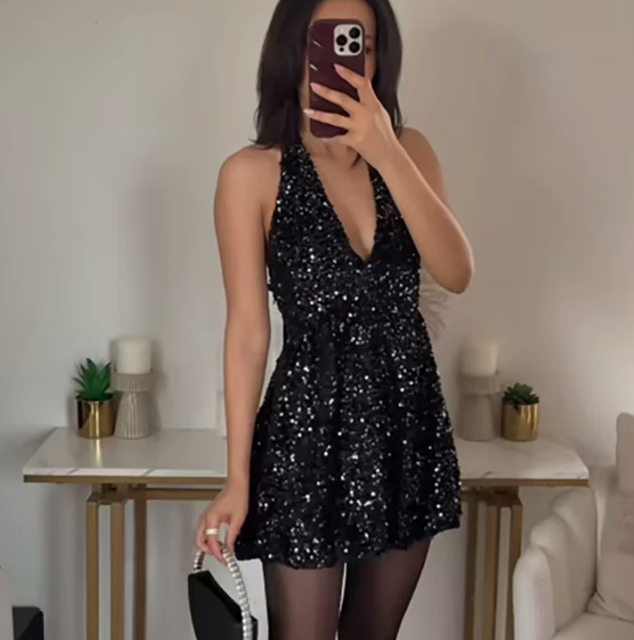 Sexy Glitzer Minikleid in Schwarz mit Neckholder Träger